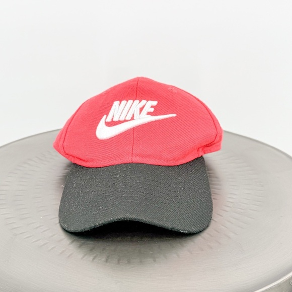 Nike Boy SnapBack hat - Picture 1 of 5